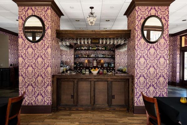 LaSalle Boutique Hotel and The Downtown Elixir and Spirits (Bryan)